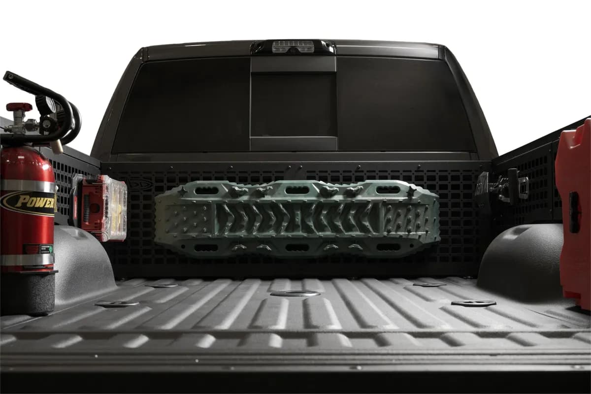 Addictive Desert Design 2019-2024 Ram HD 2500/3500 Bed Cab Molle Panels - AC5602101NA