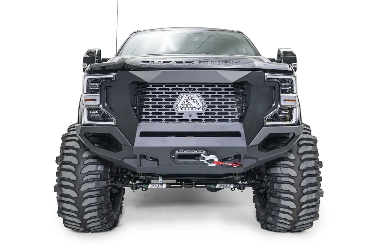 05-07 F250 F350 Fab Fours Premium Winch-Ready Front Bumper