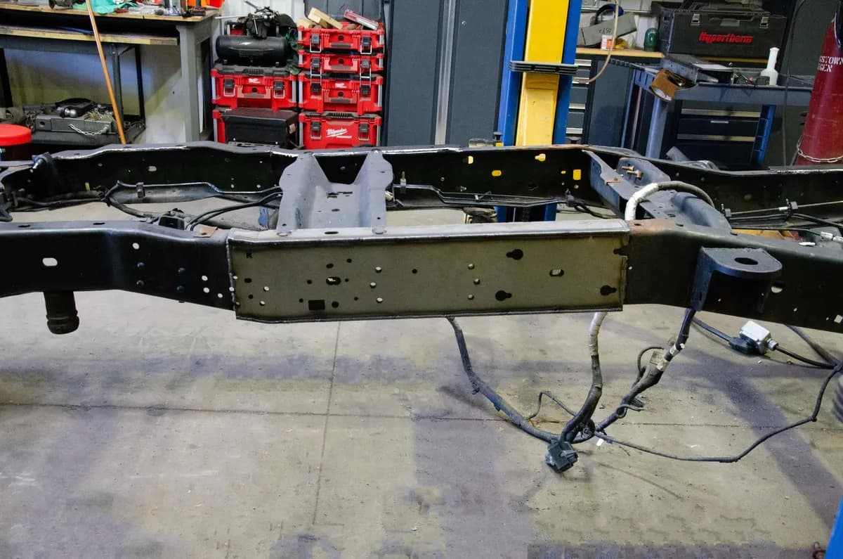 Rust Buster 1999-2016 Ford F-250 And F-350 Super Duty - Fits Standard Cab With 8ft Bed Center Frame Section Right Side Rb8015r