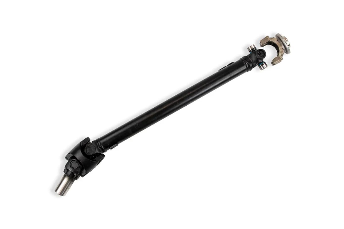 Cognito CV Front Driveline For 7-9 Inch On 19-22 SilveradoSierra 1500 Trucks.