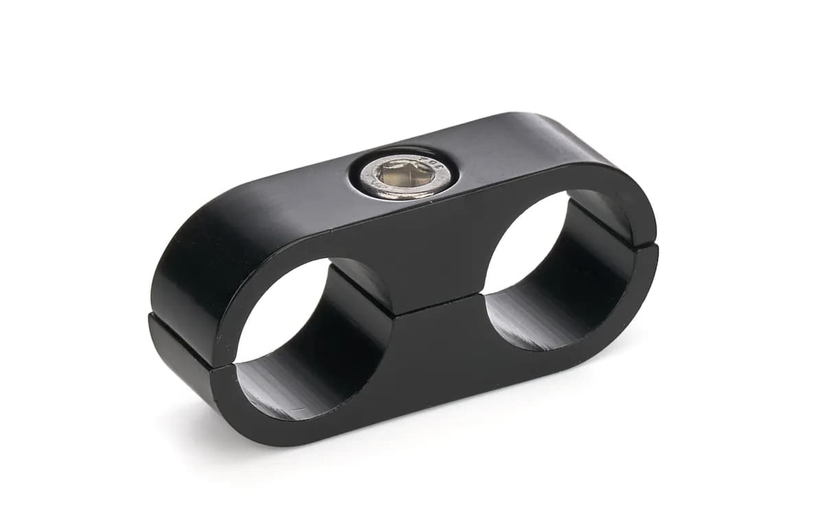 08 to 08 Hose Separator Black