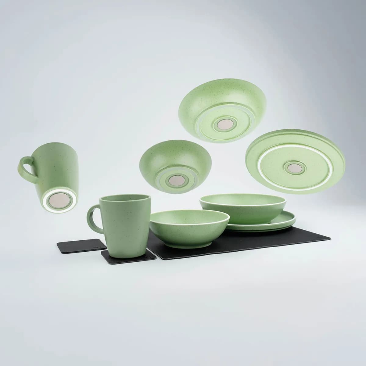 Magnetic Plastic Tableware Set DOLOMIT GREEN