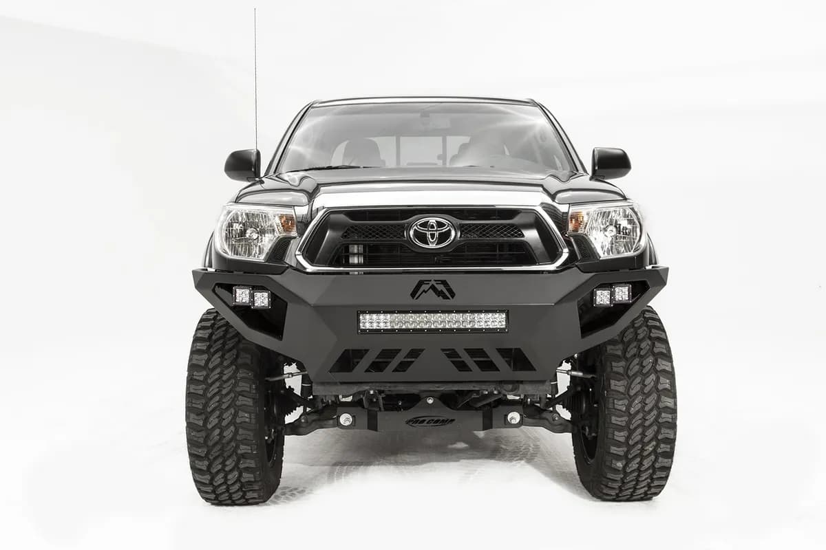17-20 F450 F550 Fab Fours Vengeance Front Bumper w Pre-Runner Guard
