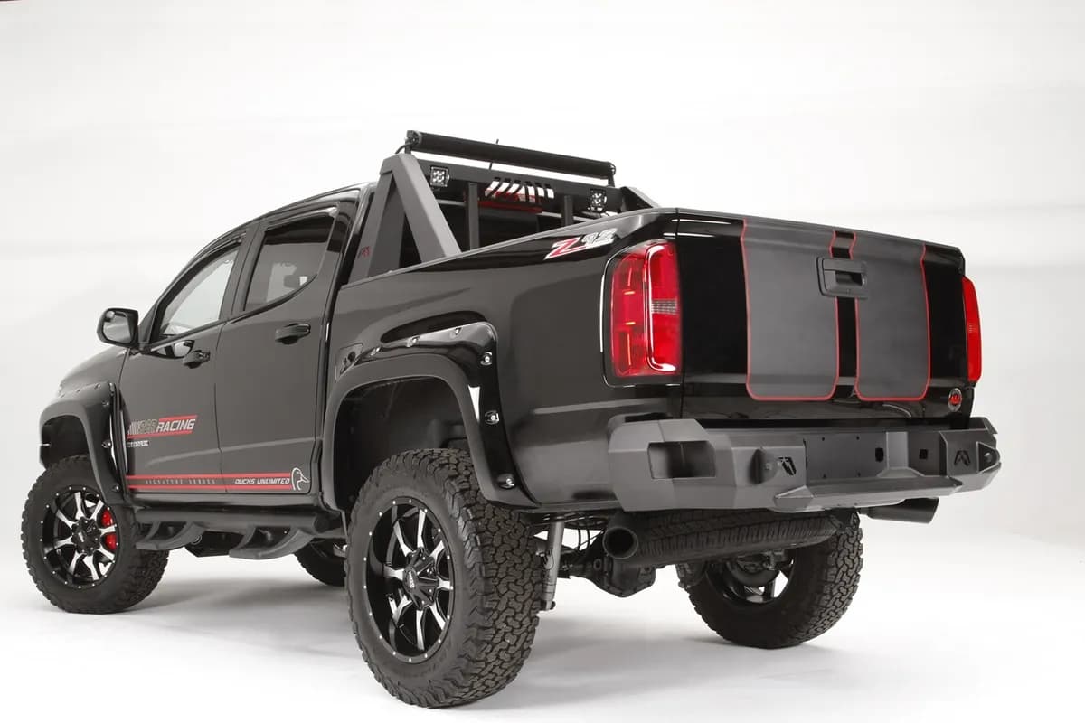 1522 Colorado/Canyon Premium Rear Bumper Matte Black