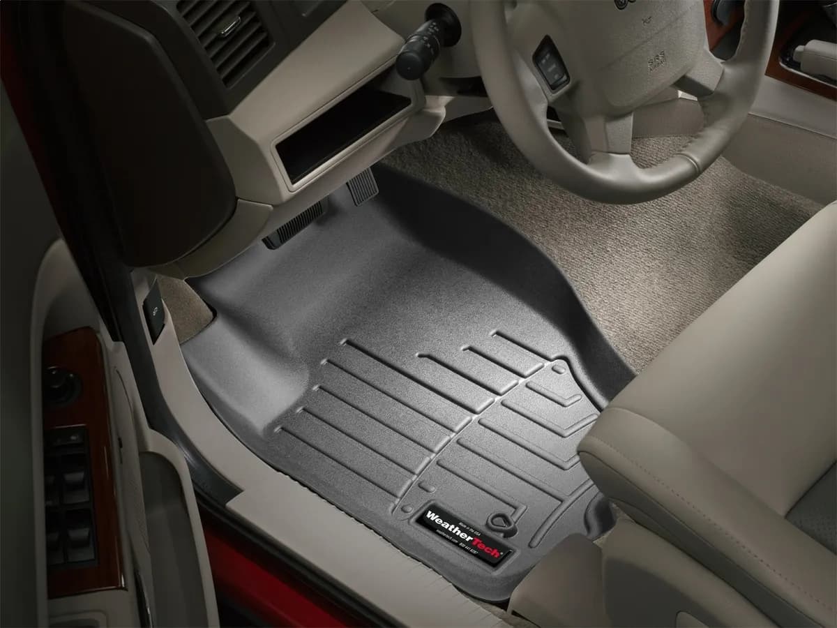 2006 + Jeep Commander Black Front FloorLiner / 2005 - 2010 Jeep Grand Cherokee Black Front FloorLiner