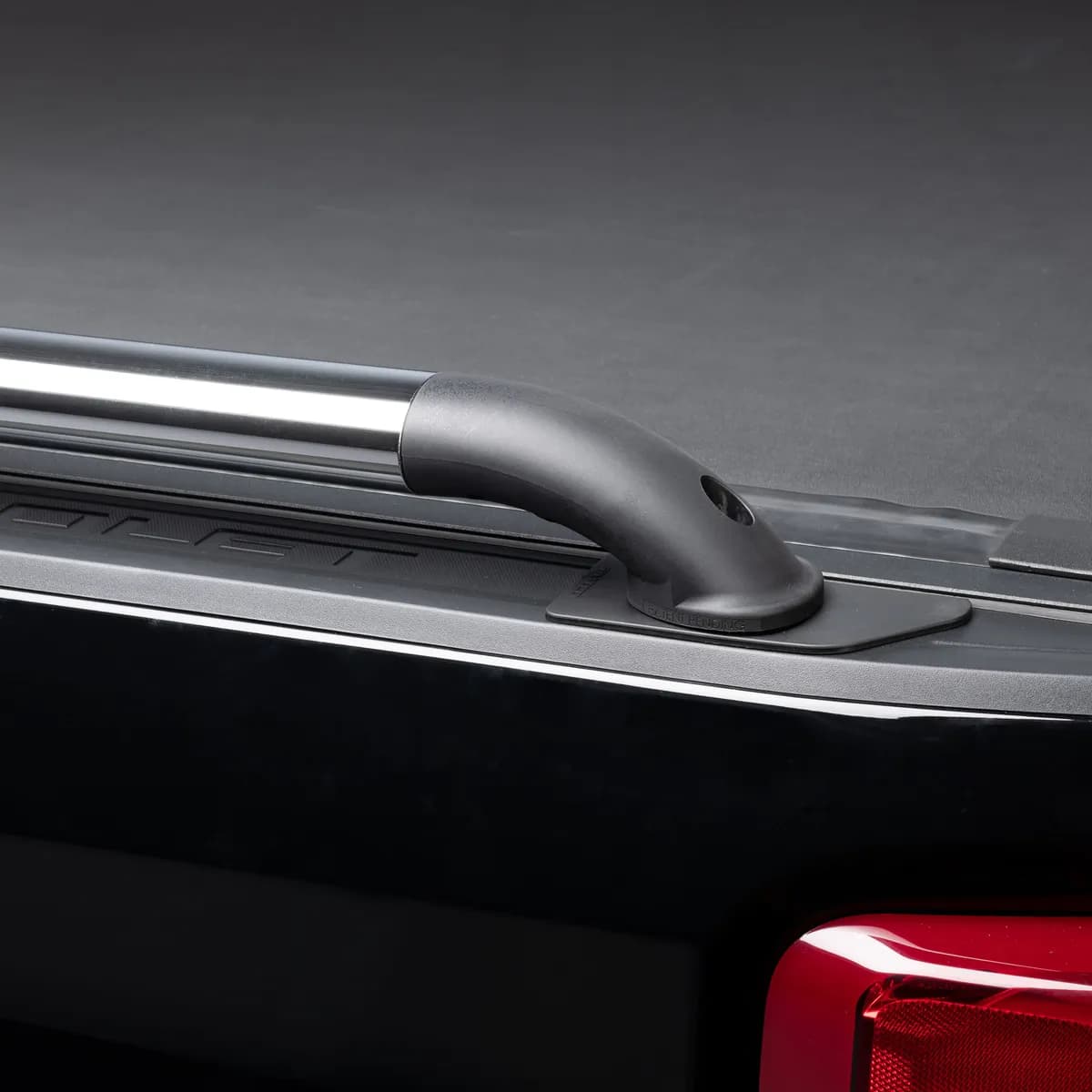 Putco Nylon Oval Locker Side Rails Toyota Tundra - 6.2ft Bed. 2000-2004