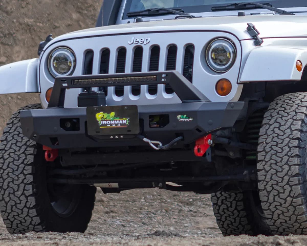 0717 Wrangler JK Raid Series Stubby Front Bumper Kit W/Lightbar