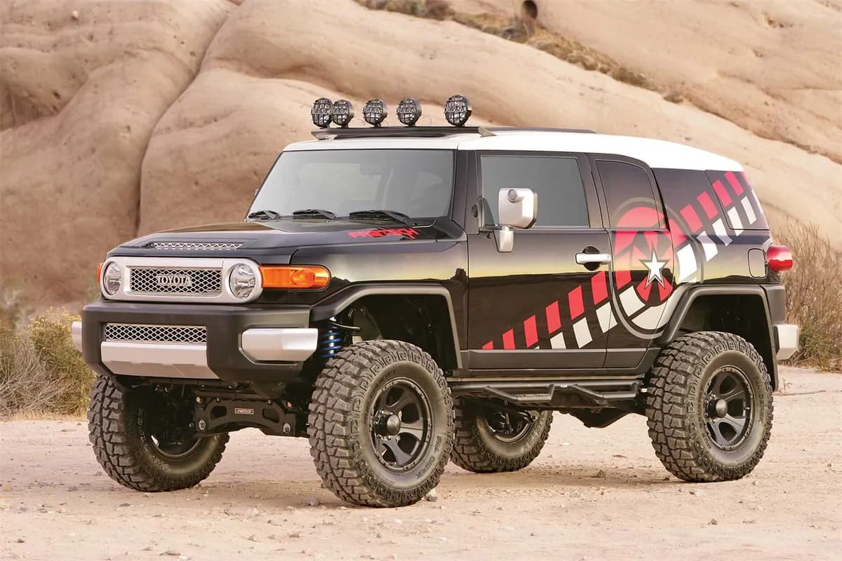 Performance Lift System w/Shocks; w/DLSS Shocks; 6 in. Lift;
