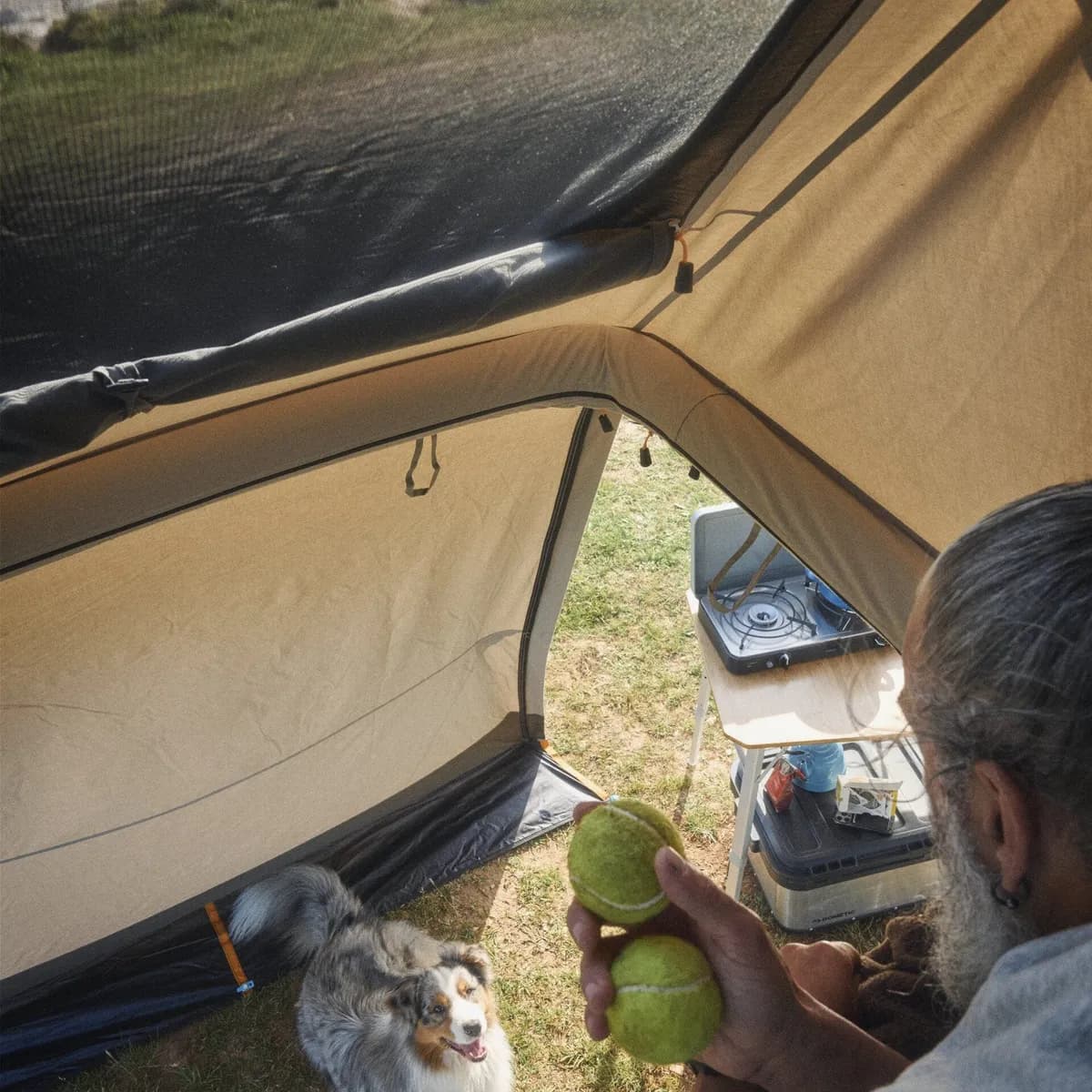 Charcoal Inflatable Short Awning Trt 140 (4.755.5ft)