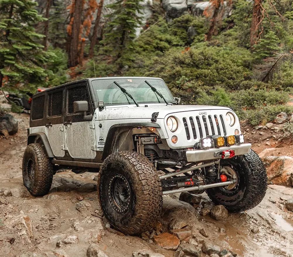 0718 Wrangler Legacy Front Bumper Witho Hoop Raw
