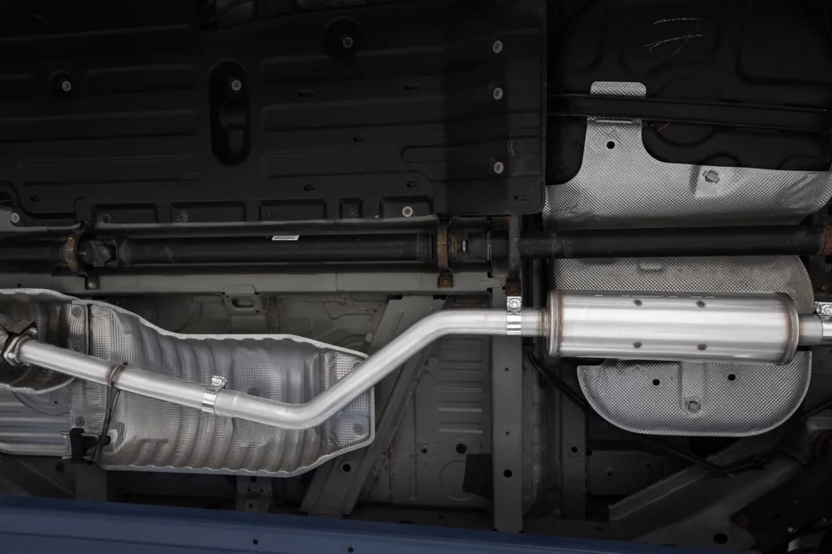 Armor Lite Cat Back Performance Exhaust System; 2.5 in.; Aluminized Steel; Single Side;