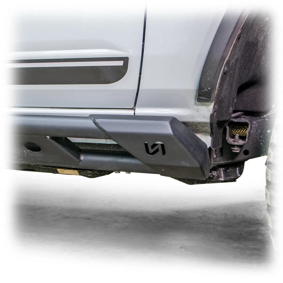 21c Ford Bronco Rock Sliders 4dr