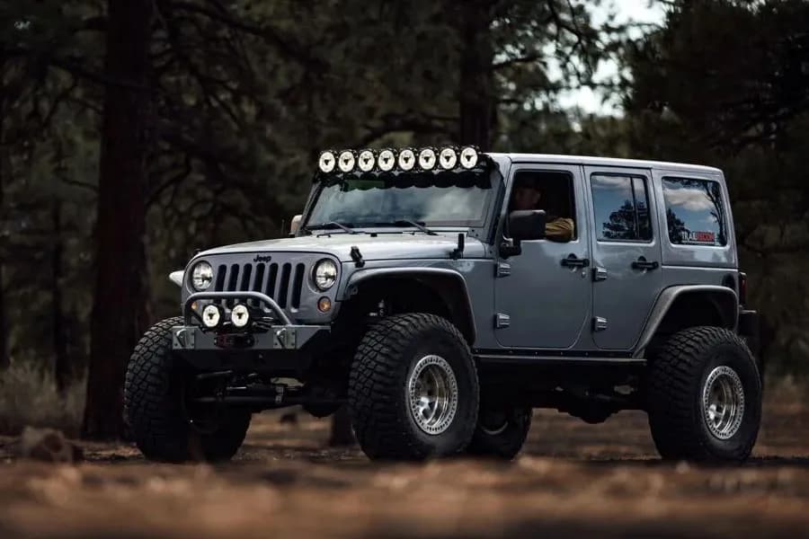KC HiLites GravityTitan Overhead Light Bar for Jeep Wrangler JK (2007-2018) AK-91427