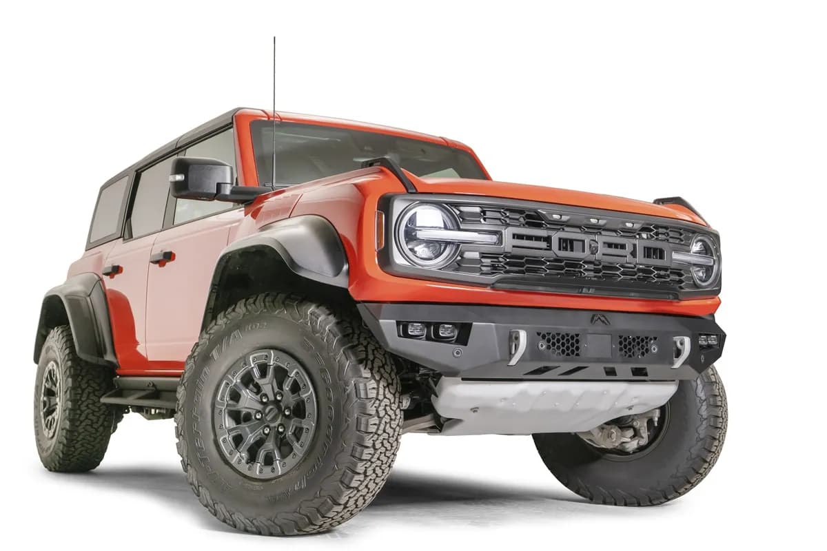 2022 Ford Bronco Raptor Vengeance front bumper w no guard