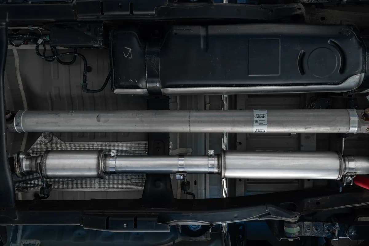 Armor Lite Cat Back Exhaust System; 4 in. Tubing; Single Side Exit; 5 in. Outlet Diameter Tips; Aluminized;
