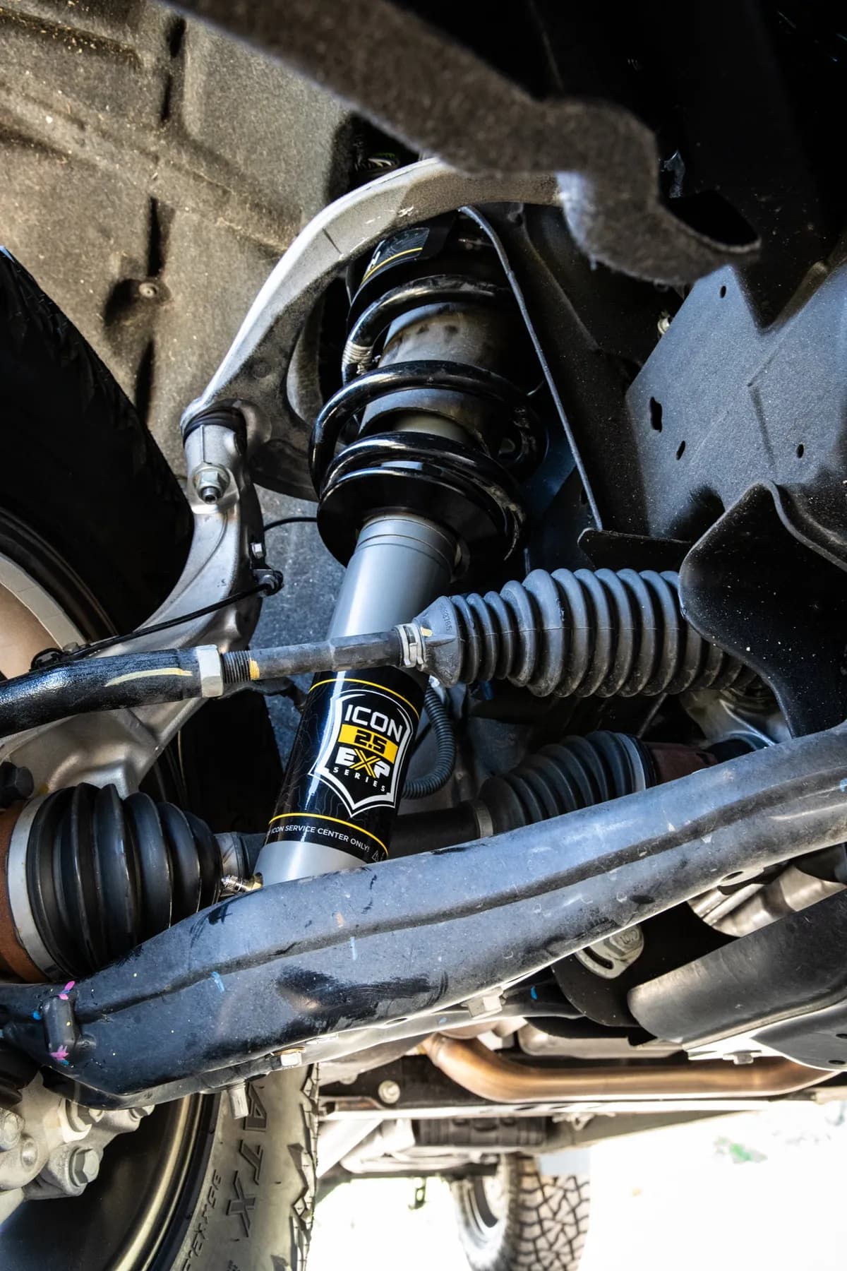 Icon 2019-2026 Chevrolet Silverado 1500/Gmc Sierra 1500, 2.375-3.75" Lift, Stage 1 Exp Suspension System