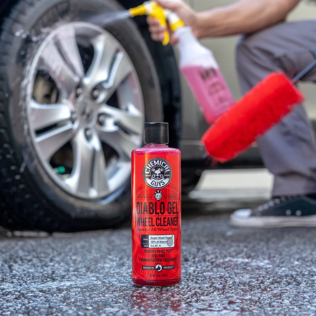 Diablo Gel Wheel & Rim Cleaner Concentrated Suspension Rim & Wheel Cleaner (1 Gal)