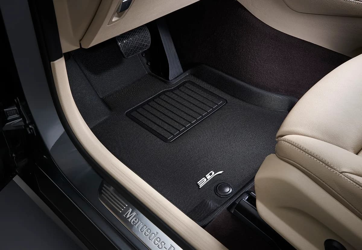 2224 Grand Cherokee (Wl) r2 Maxpider Kagu Floor Liner Black