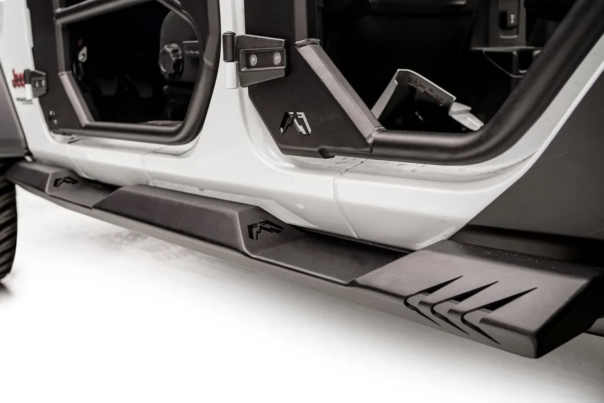 Light Rock Slider; 11 Gauge Steel Construction; 2 Stage Matte Black Powder Coat w/Epoxy Primer;