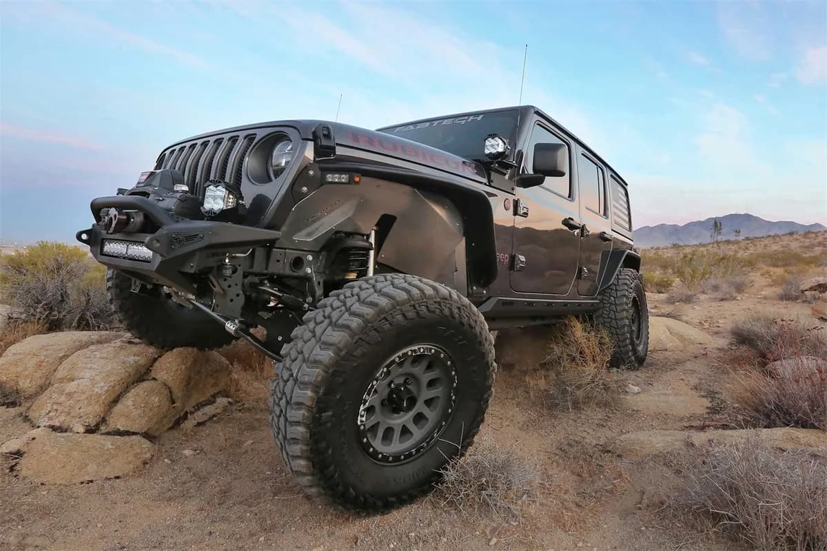 18c Jeep Wrangler Jl; 20c Gladiator JT Inner Fenders Front w/ Fabtech Tube Fenders