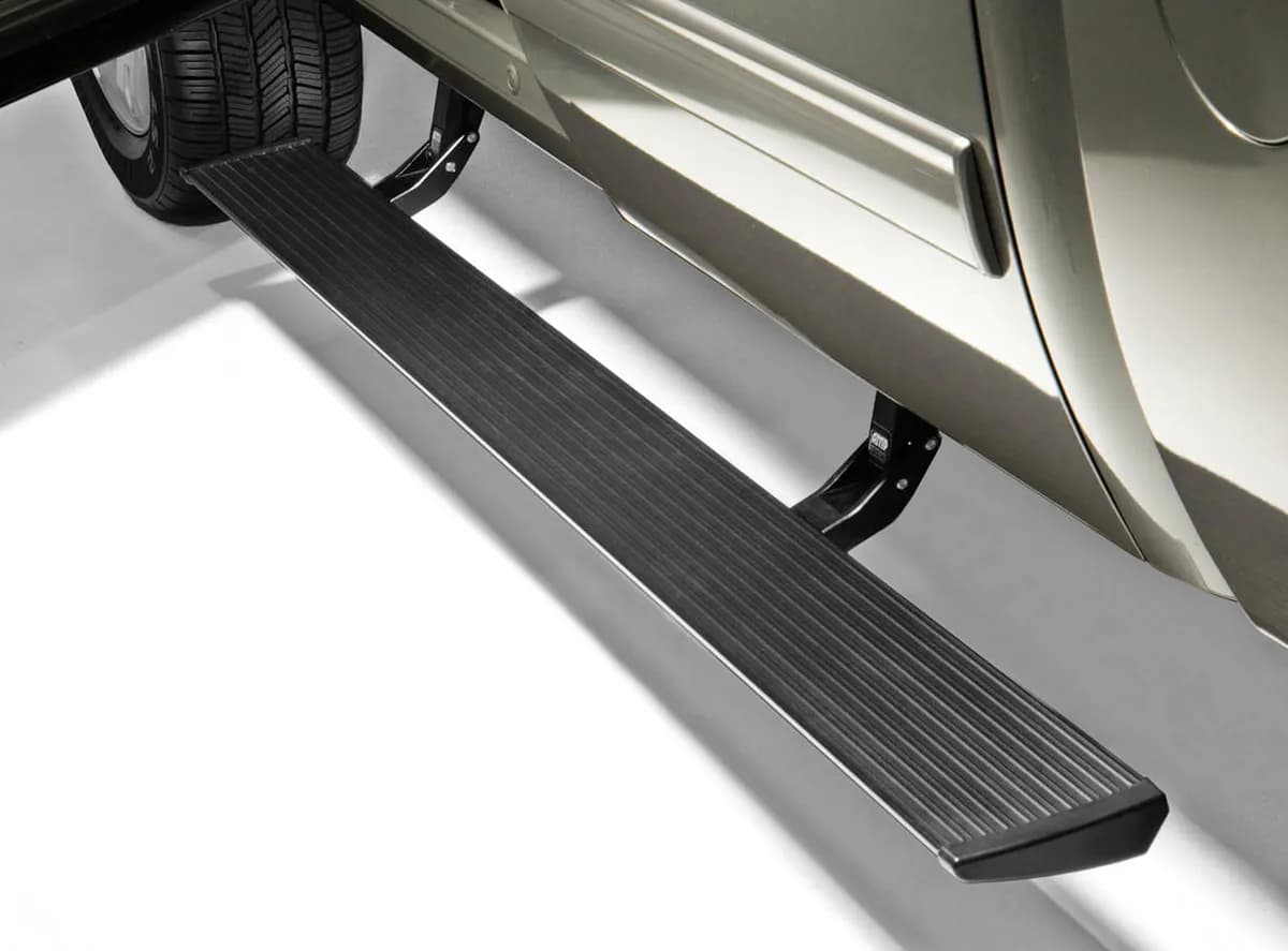 AMP Research PowerStep For 07'-13' Silverado/Sierra 1500/2500/3500 (Without Plug N' Play)