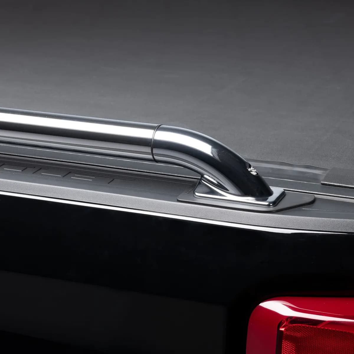 2005-2006 Toyota Tundra Short Box Putco SSR Locker Side Rail