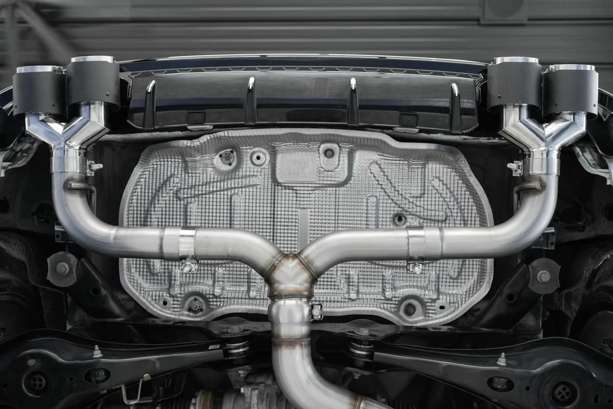Armor Pro Cat Back Exhaust System; 3 in.; 4 in. OD Dual Out Tips; Valve Delete; Quad Split Rear; T304 Stainless Steel;