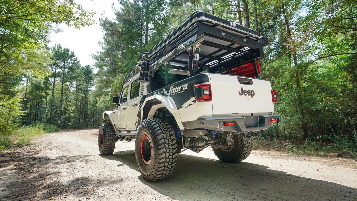 20c Gladiator Standard Rear With Sensors Premium Rear Bumper