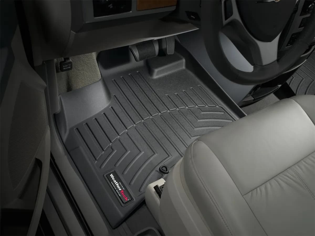 2011 + Chrysler Town & Country Front FloorLiner Fits vehicles with 1 retention hook on the LHS and 1 retention hook on th RHS Black