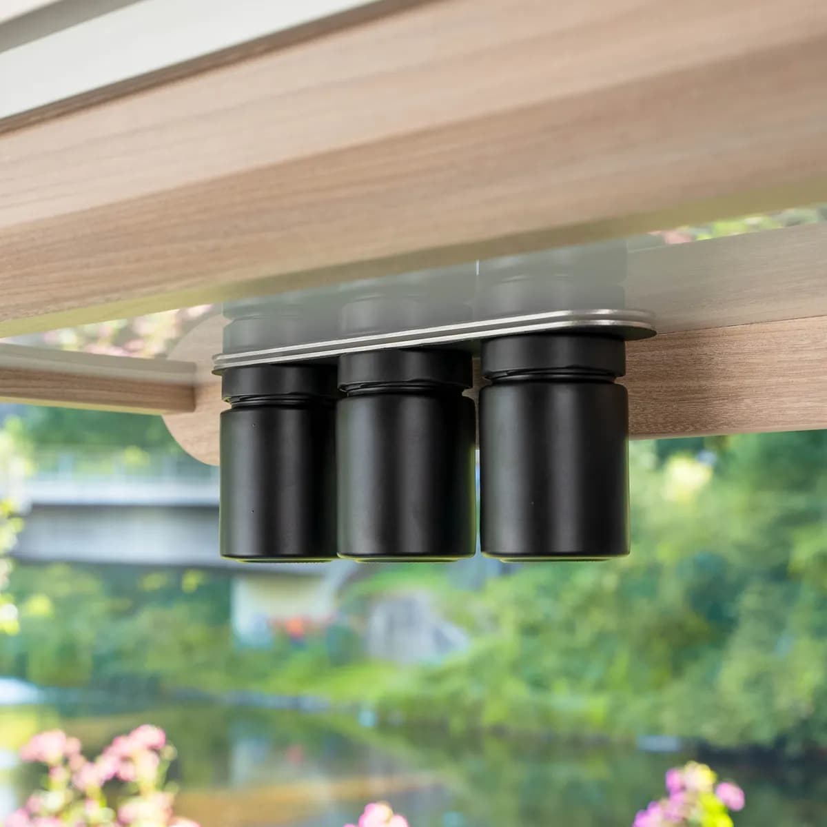 Magnetic Deli Jars All Black 192 ml Including Black Ledge