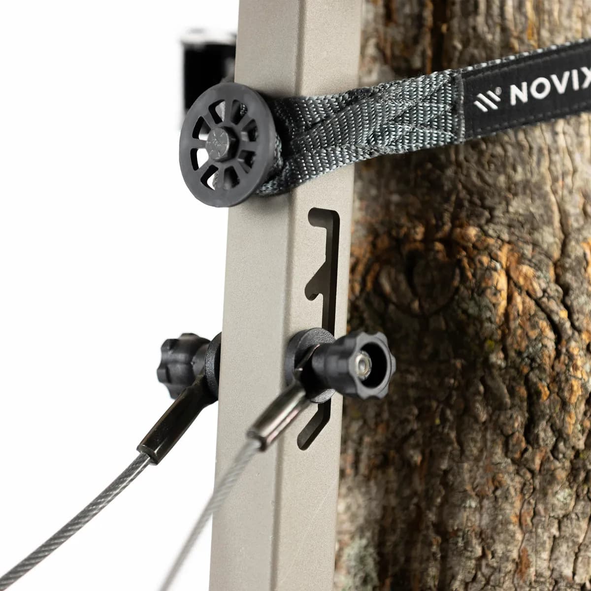 Echo Cast Aluminum Hang on Treestandecho Green