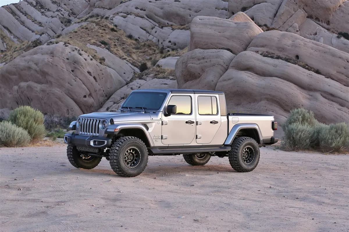 Sport II Lift System; 3 in. Lift; w/DL Shocks; For PN[FTS24243/FTS24243/FTS811502];
