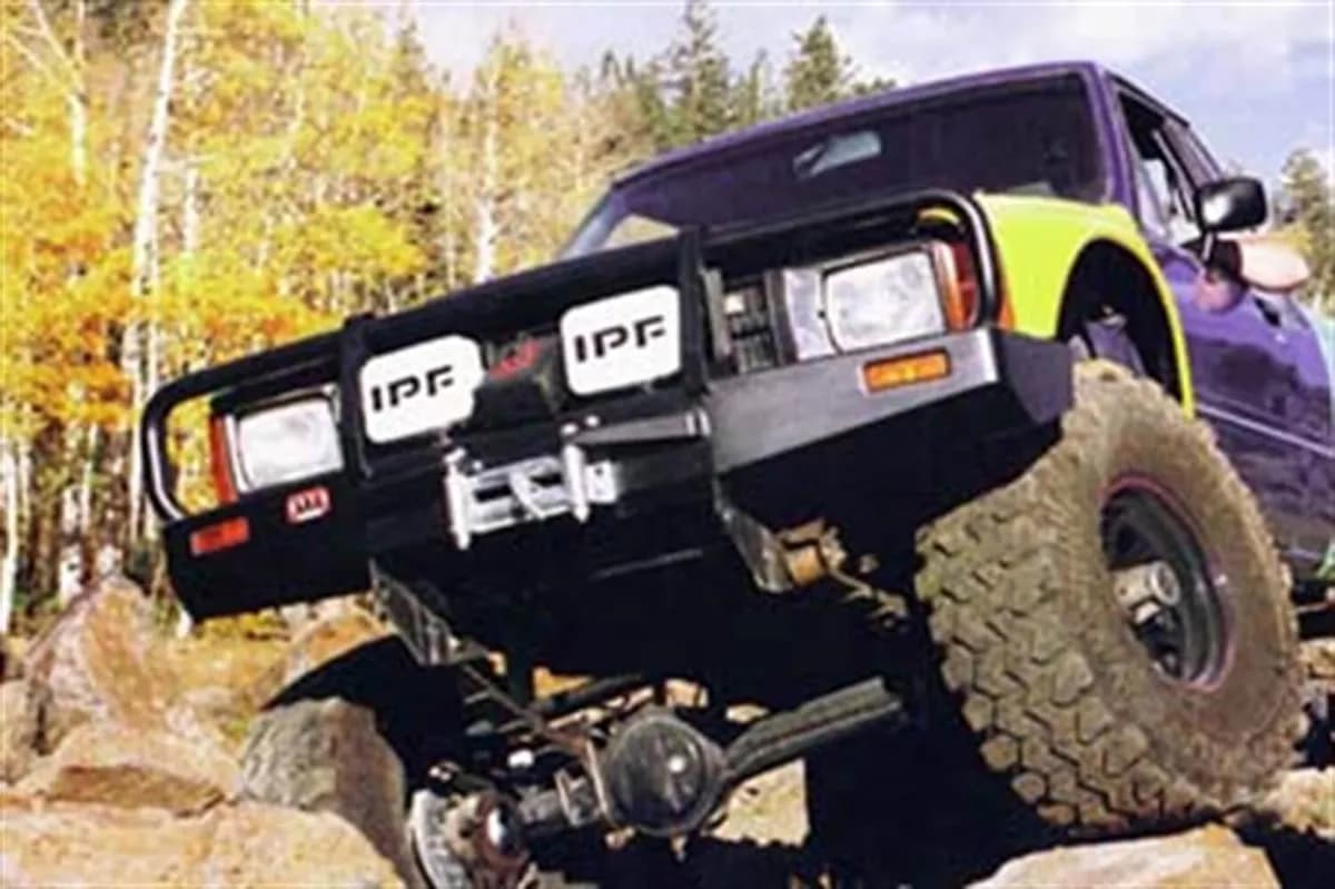 8695 Toyota 4runner/8694 Toyota Pickup ARB Deluxe Bar