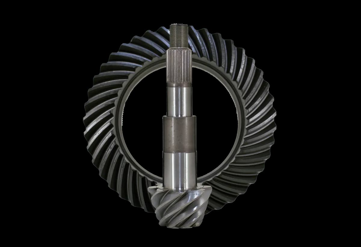 Nissan H233B Front Axle 5.89 Ratio Ring and Pinion Revolution Gear