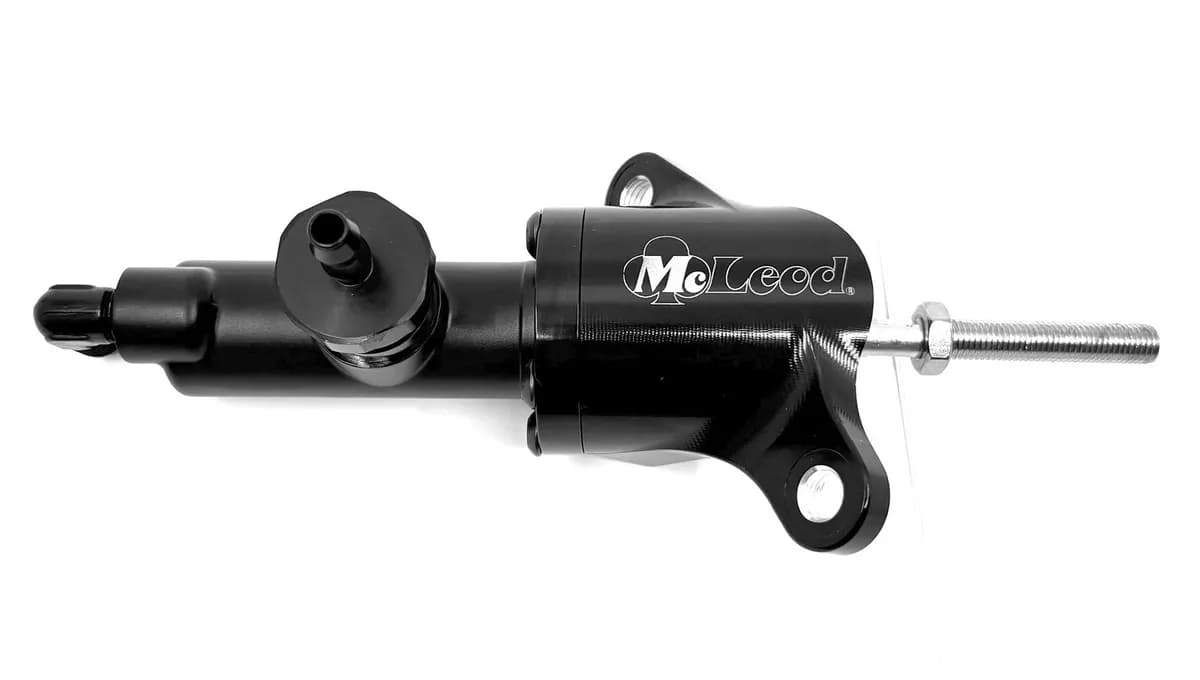 Master Cylinder 3/4in Bore For Remote Reservoir w/ 8 Hole Flange Include ...
