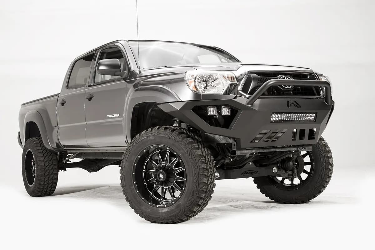 Vengeance Front Bumper; 2 Stage Black Powder Coated; w/Pre-Runner Grill Guard;