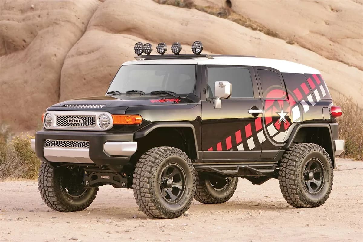 Basic Lift System w/Shocks; w/DLSS Shocks; 6 in. Lift;