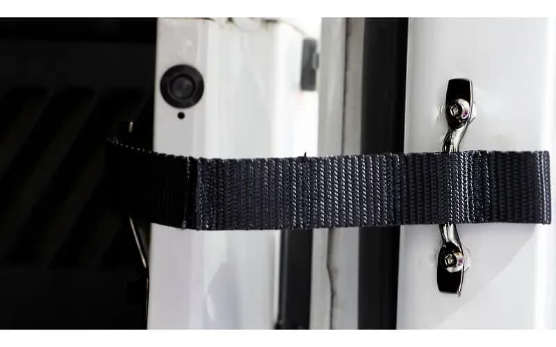 5583 Cj5/7686 Cj7/8186 Cj8/8795 Wrangler Door Strap Kit Stainless Steel 2 Stage Gloss Powder Coat