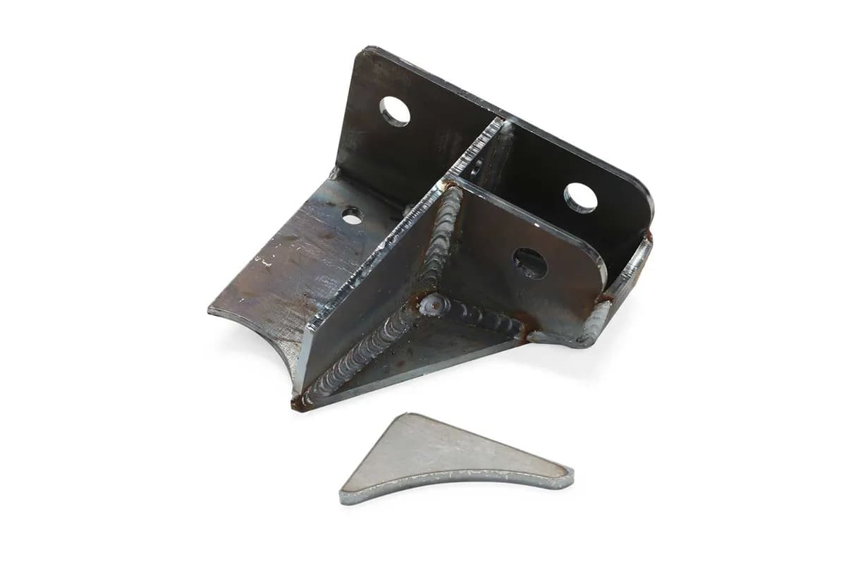 Track Bar Bracket; Rear; For 3-5 in. Lift; Weld On;
