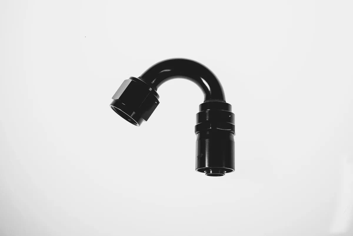 06 an 150 Degree Crimp Style Hose End w/ Black Collar Black