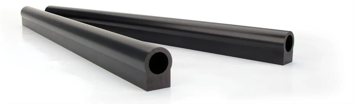 FAST 30700236B Universal Fuel Rail 36