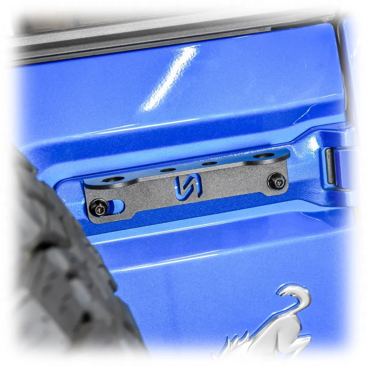 21c Bronco (Excludes Raptor) Tailgate Hinge Antenna/ Dune Flag Mount