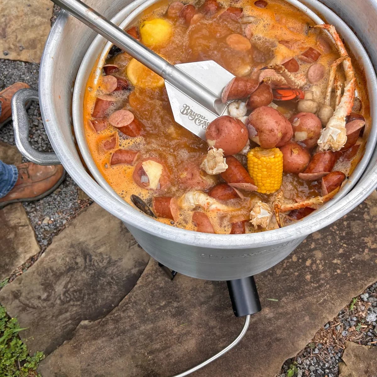 20-qt Aluminum Stockpot with Basket