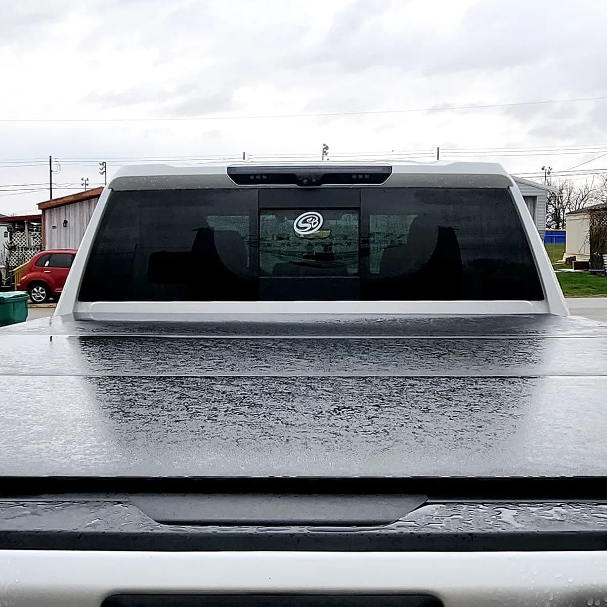 Gmc Sierra & Chevy Silverado 20-25 2500 & 3500 (Fits Both Single Wheel & Dually 4th Gen) - Ultra High Power Red LED 3rd Brake Light w/ Cree Xml White LED Cargo Lights (Replaces LED 3rd Brake Light With 2 Cargo Bed Cameras - Smoked Lens