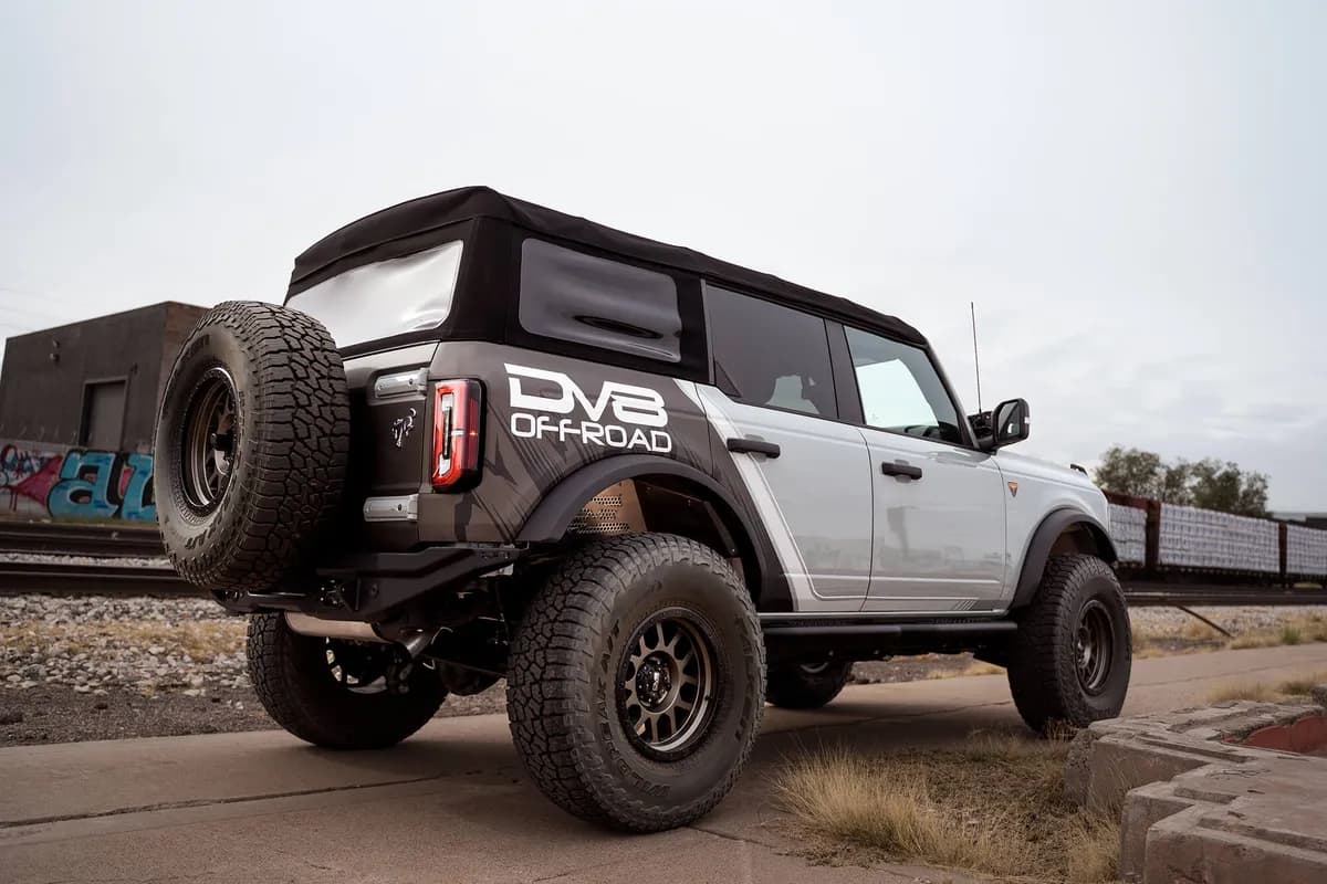 21c Bronco Fs15 Series Rear Bumper(High Clearance) Fits 37in Spare & B/Up Sensors Blk