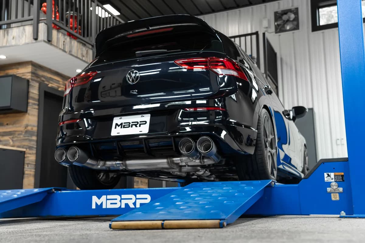Armor Pro Cat Back Exhaust System; 3 in.; Quad Split Rear Exit; w/Active Exhaust; Quad 4.5 in. Carbon Fiber Tips; T304 Stainless Steel;